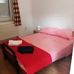 House Barbara 펜션 메덜린