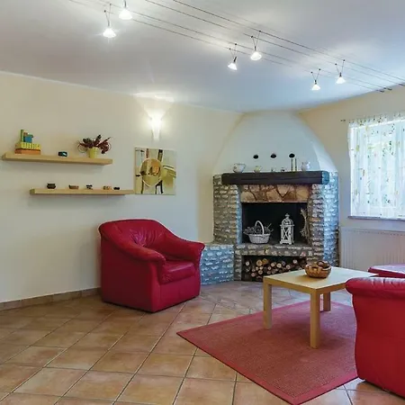 House Barbara